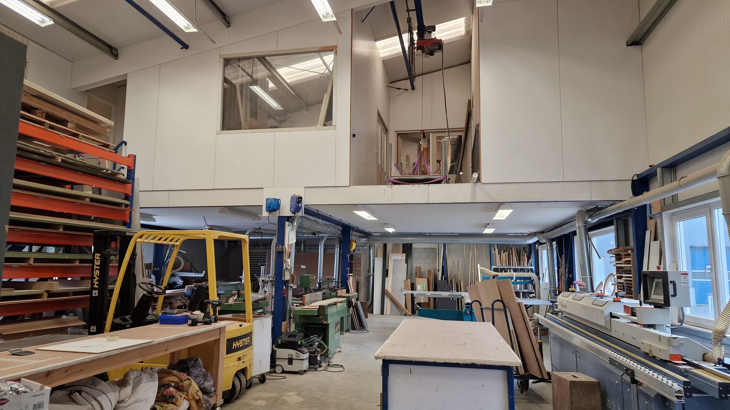 View photo 4 of Nijverheidsweg 19-A