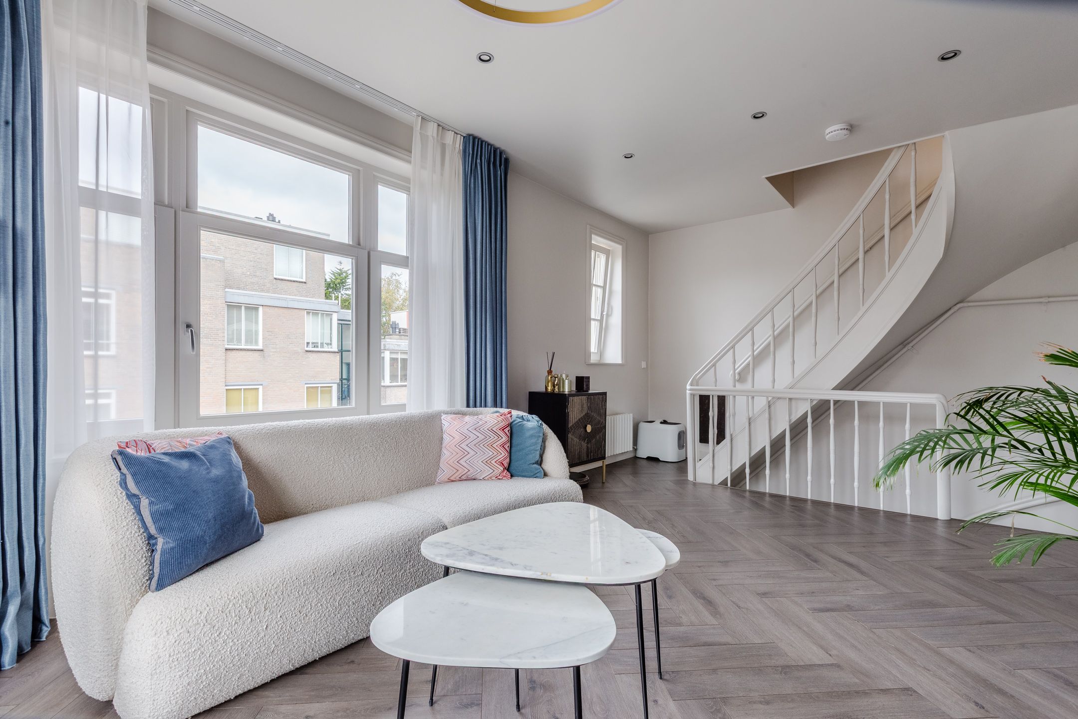 Photo 6 of Vrolikstraat 202-3