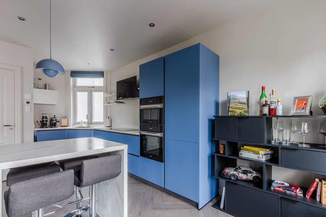 Photo 11 of Vrolikstraat 202-3