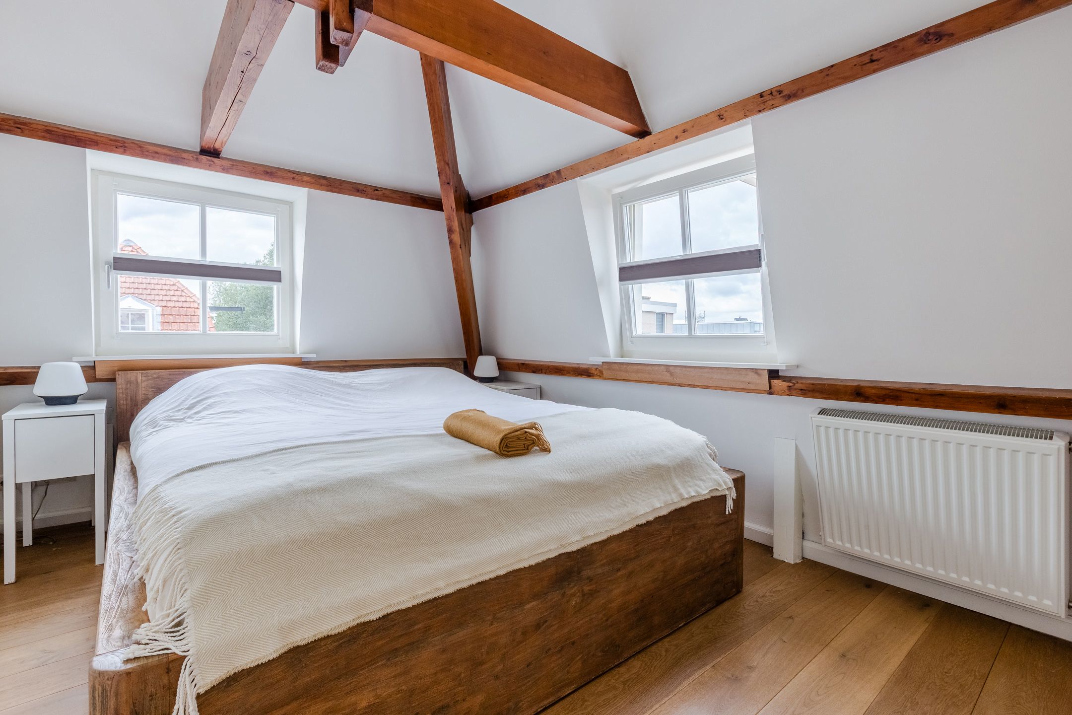 Photo 21 of Vrolikstraat 202-3