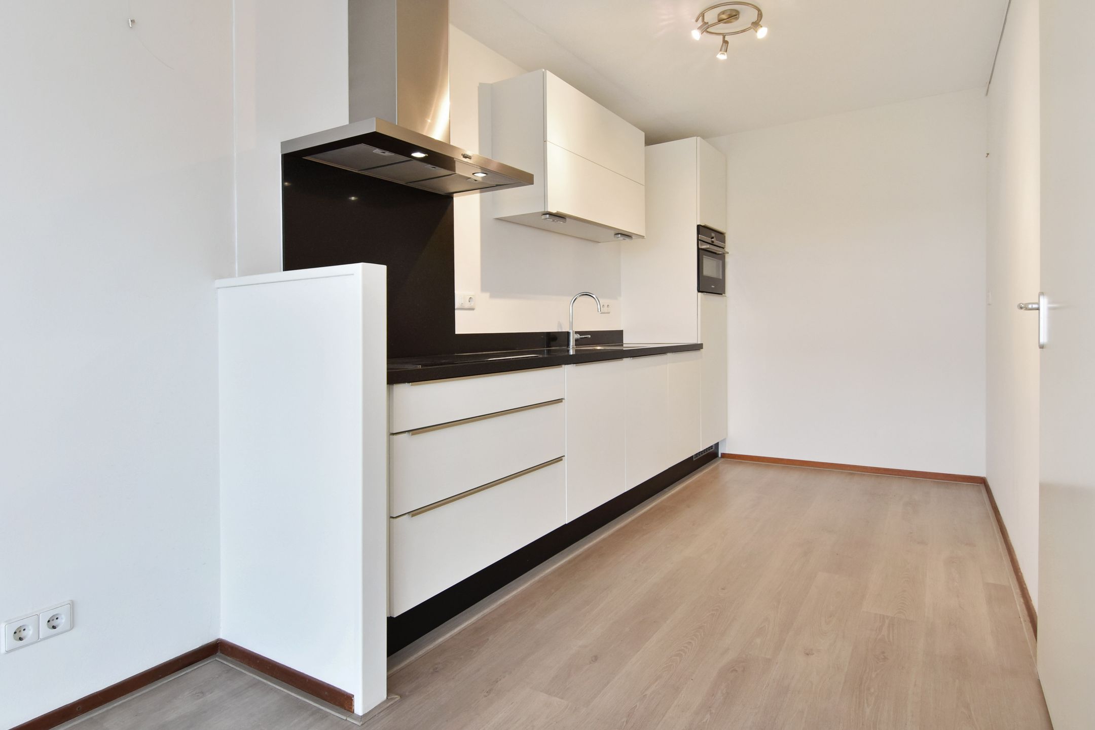 Foto 15 van Cornelis de Wittlaan 36