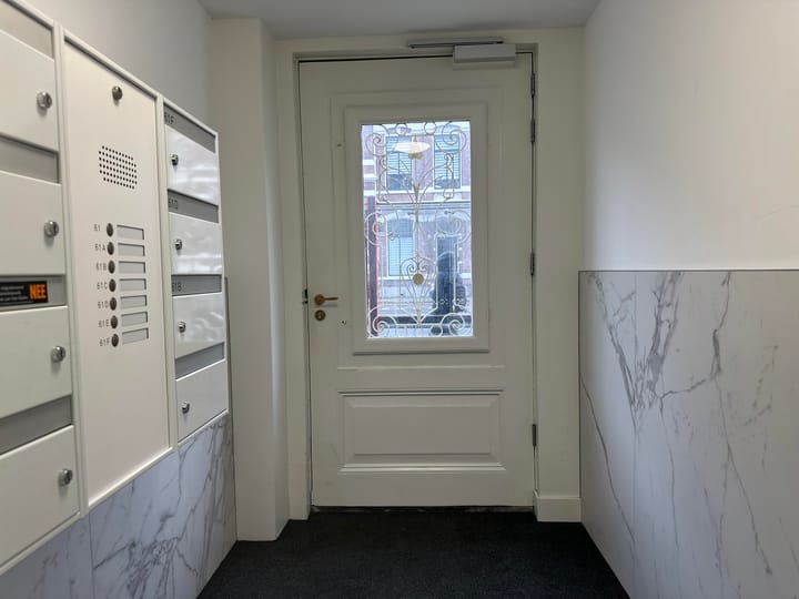 Photo 19 of Wilhelminastraat 61-A