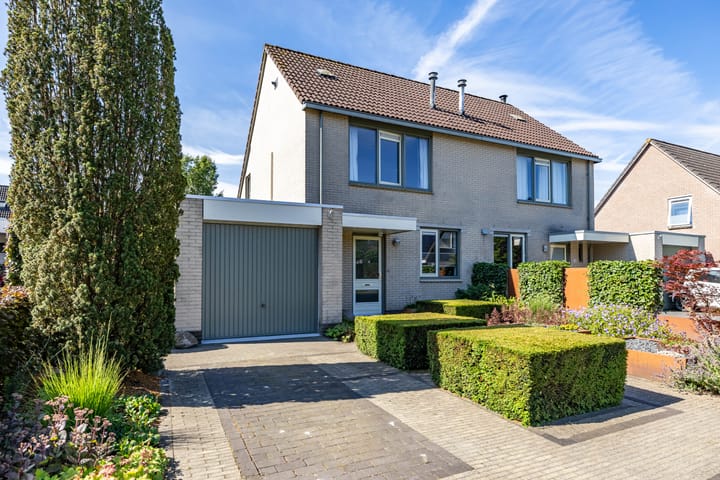 Foto 6 van Stelmaker 16