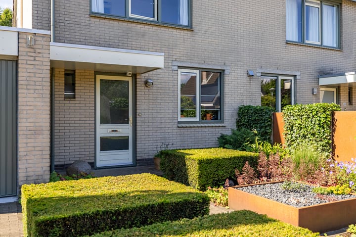 Foto 7 van Stelmaker 16