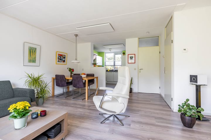 Foto 12 van Stelmaker 16