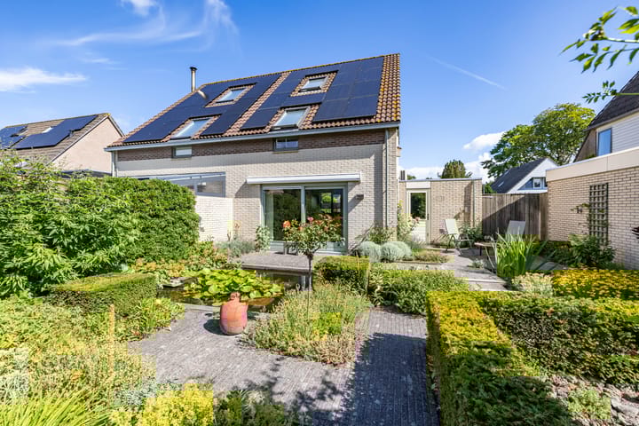 Foto 25 van Stelmaker 16