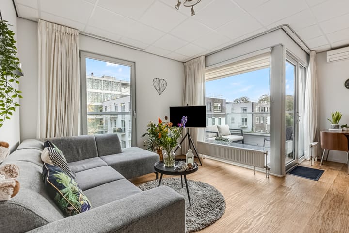 Foto 2 van Poelwijklaan 1-P