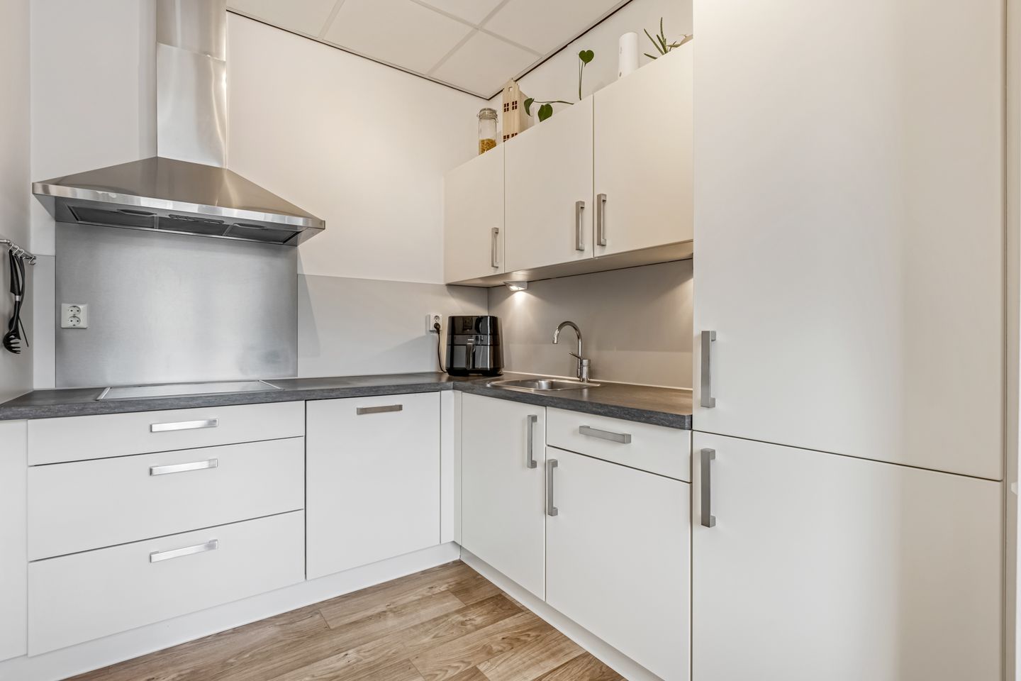 Foto 14 van Poelwijklaan 1-P