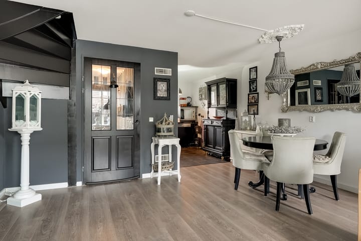 Photo 11 of Van Goghhof 91