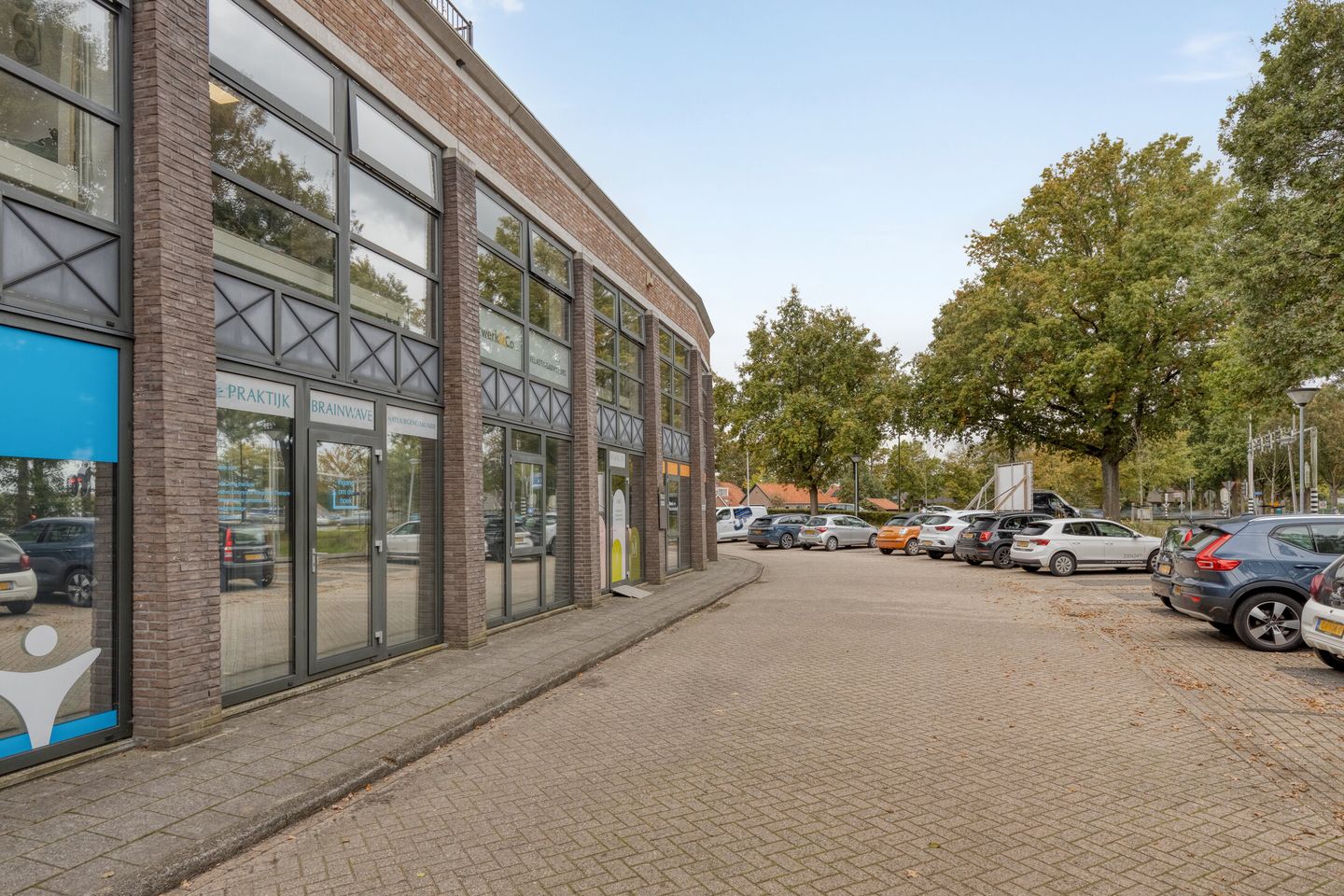 View photo 2 of Van Boetzelaerlaan 24