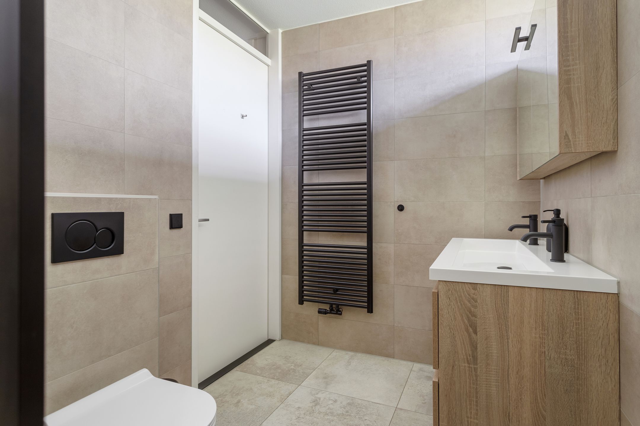 Foto 18 van Mattenbieslaan 4