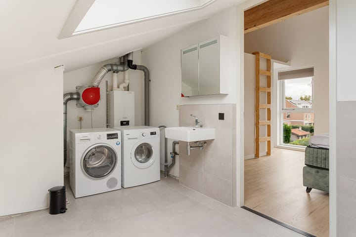 Foto 26 van Mattenbieslaan 4