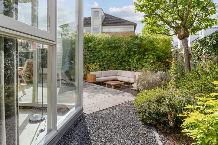 Foto 28 van Mattenbieslaan 4