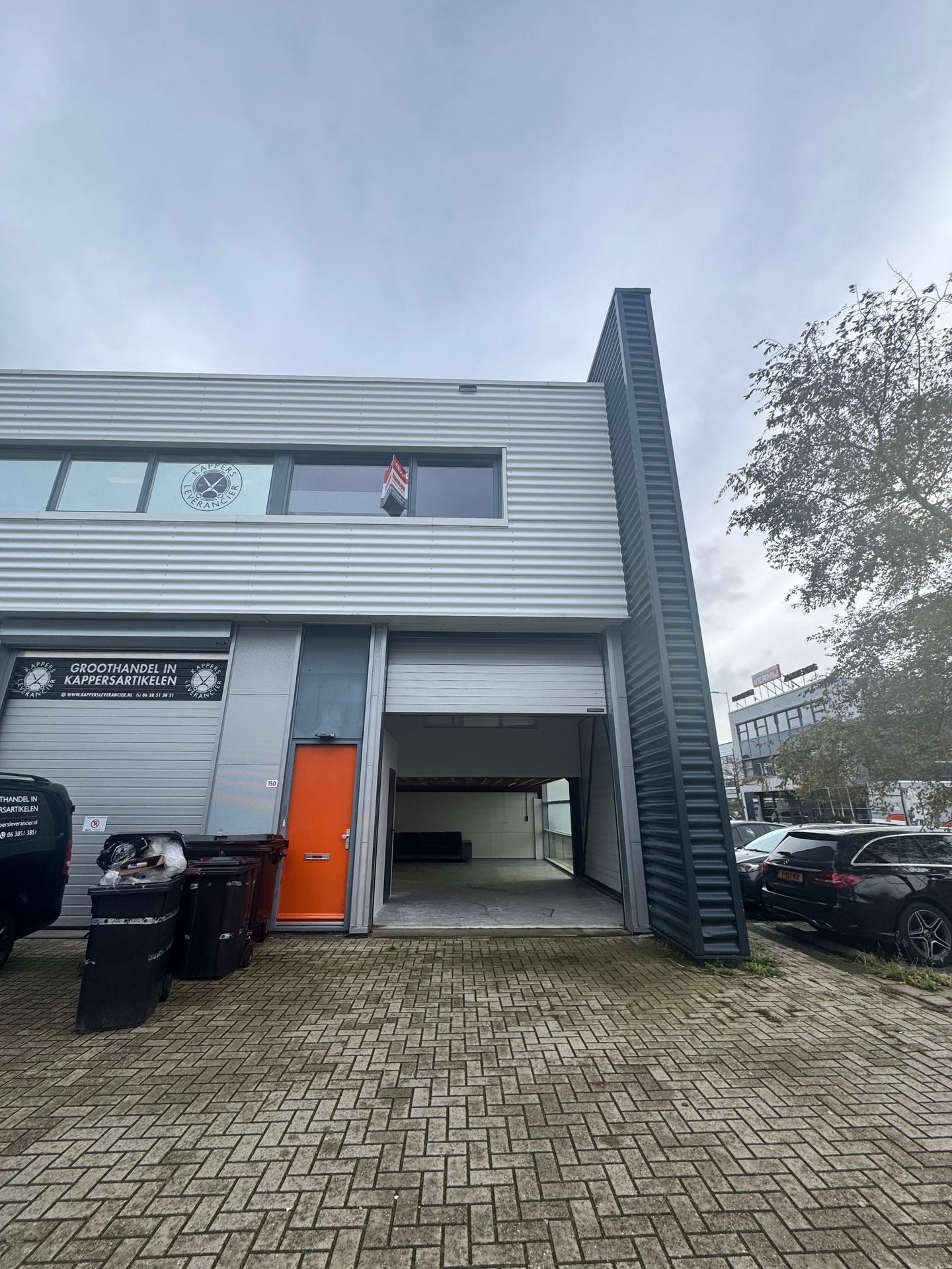 View photo 1 of Poortland 150