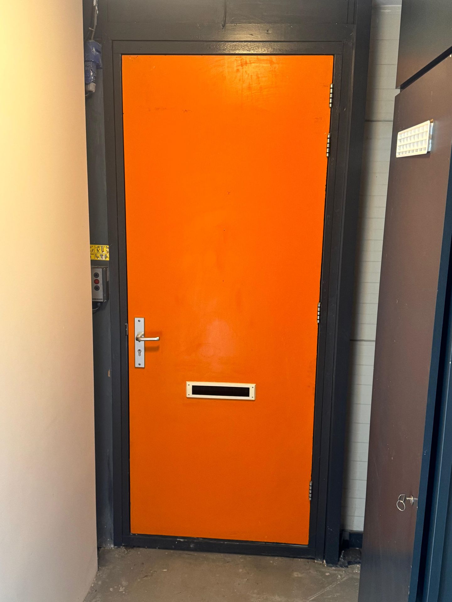 View photo 3 of Poortland 150