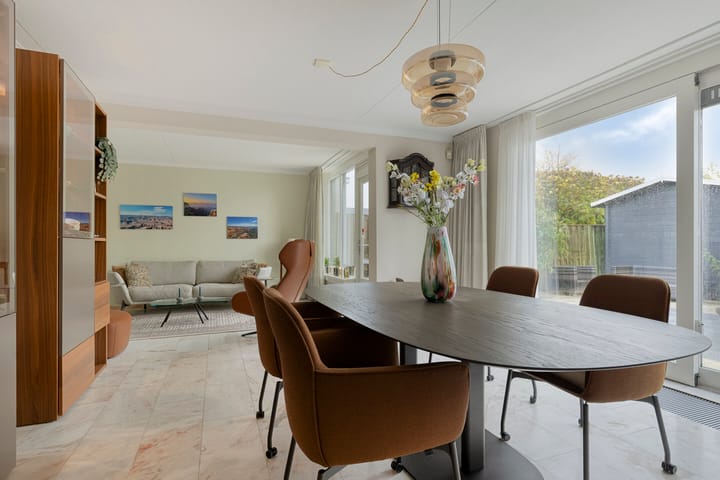 Photo 8 of Jacob Obrechtlaan 29