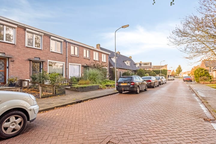 Photo 5 of Lijsterstraat 14