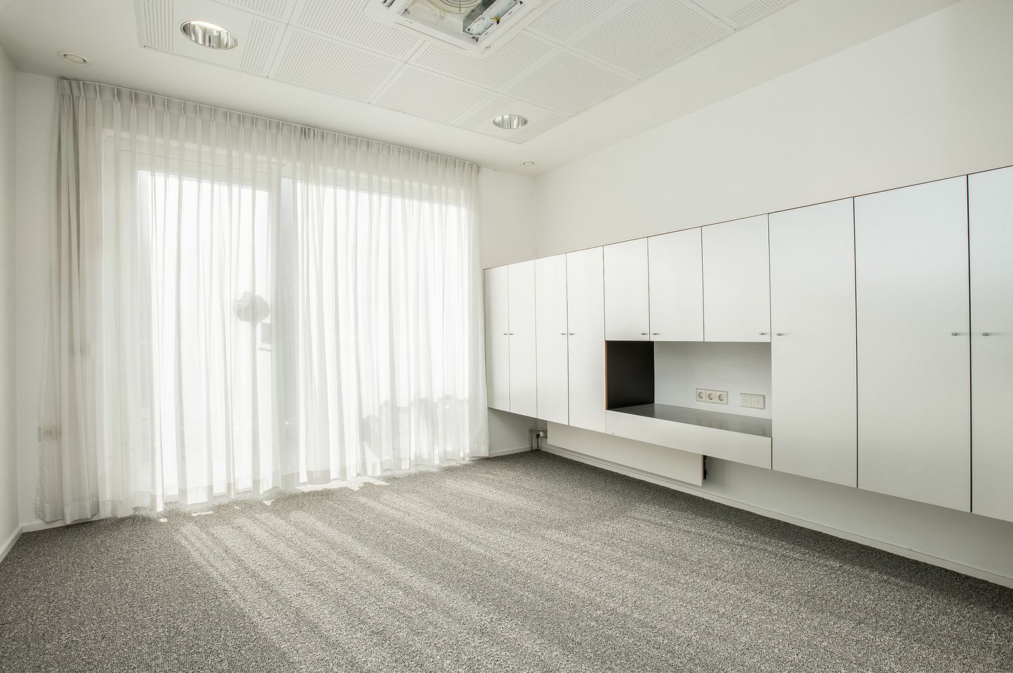 Bekijk foto 4 van Annastraat 25