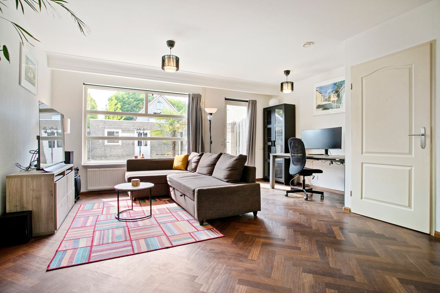 Photo 4 of Roerdomp 27