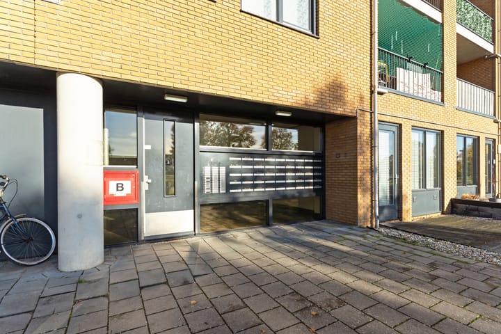 Foto 7 van Makassarhof 48