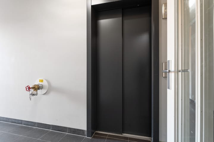 Foto 9 van Makassarhof 48