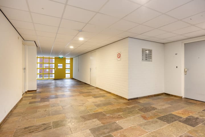 Photo 4 of Stellalunet 34-B