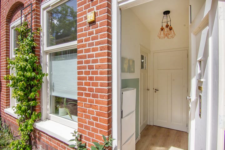Photo 2 of Tweede Vooruitgangstraat 32