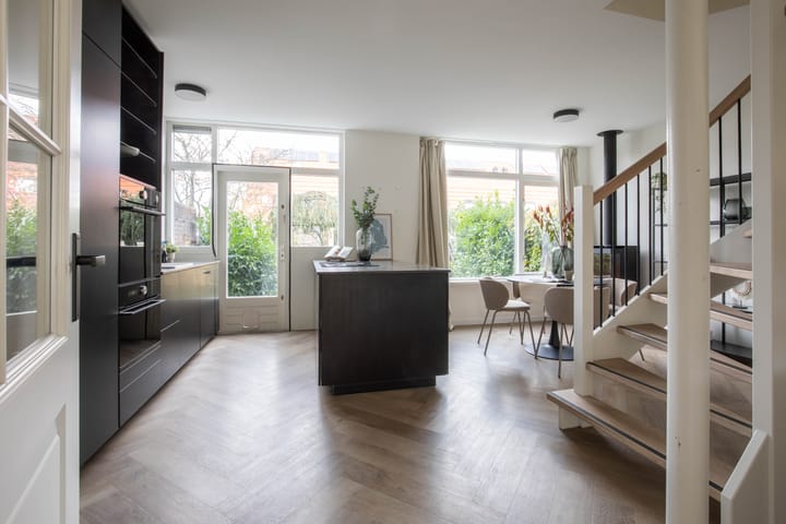 Photo 1 of Aart van der Neerweg 7