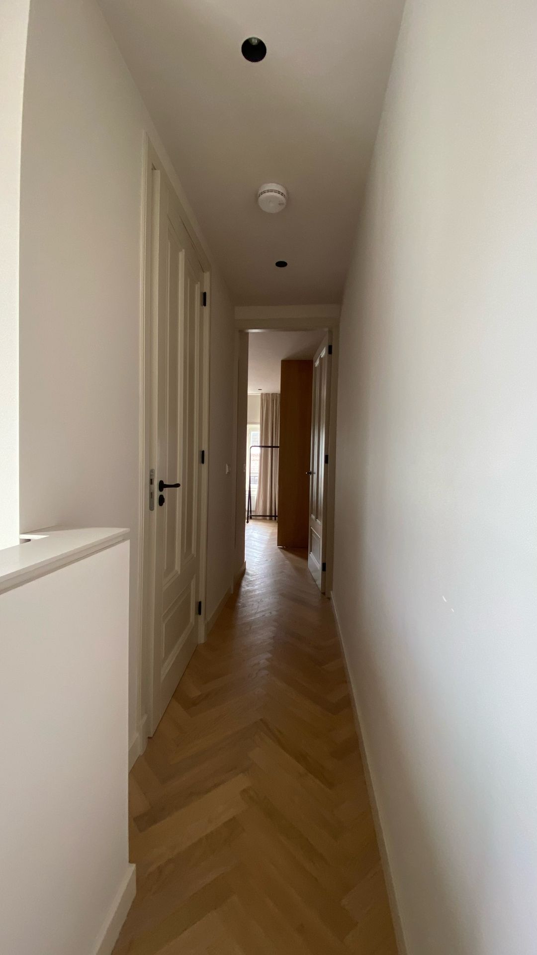 Photo 8 of Noorderdwarsstraat 10-2R