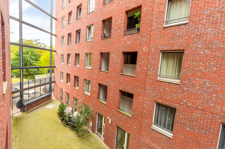 Foto 40 van Hugo de Grootkade 66-B