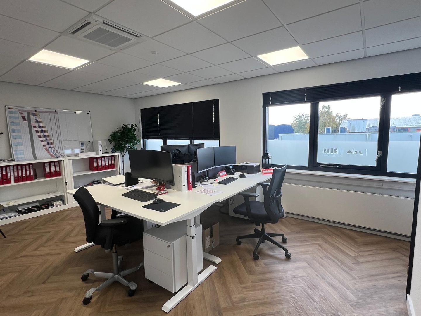 Bekijk foto 4 van Lamsoor 19