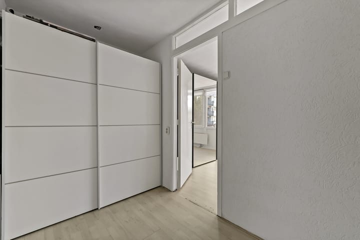 Photo 23 of Johannes van Bijnenstraat 20