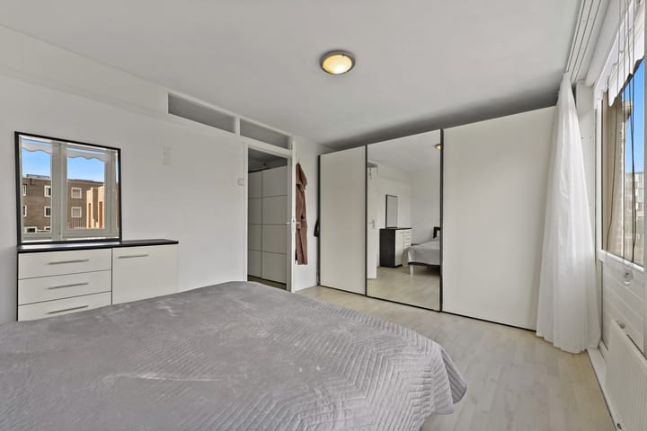 Photo 26 of Johannes van Bijnenstraat 20