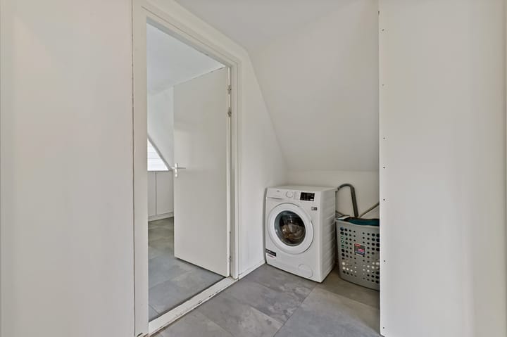 Photo 27 of Johannes van Bijnenstraat 20