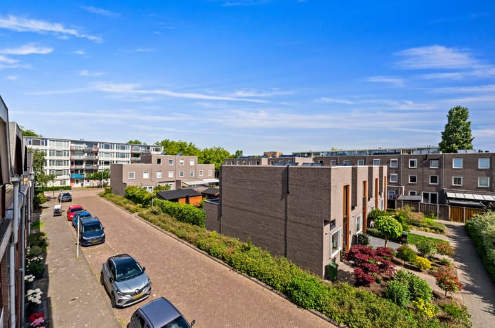 Photo 31 of Johannes van Bijnenstraat 20