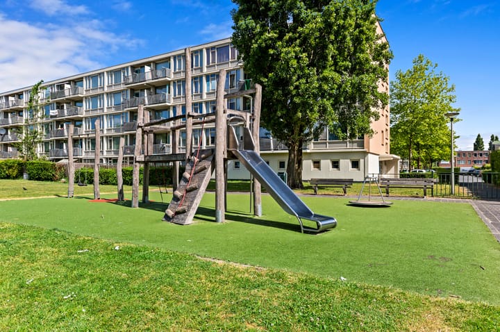 Photo 40 of Johannes van Bijnenstraat 20