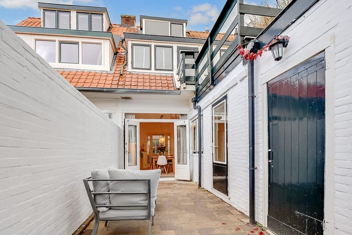 Photo 21 of Ohmstraat 32