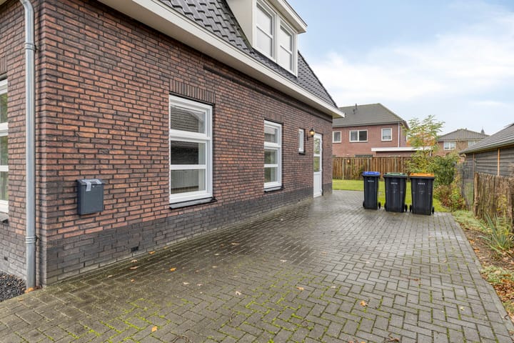 Photo 37 of Beenekussteeg 3