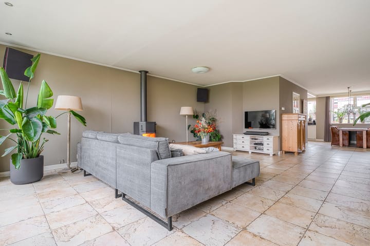 Foto 11 van Hooilaan 14