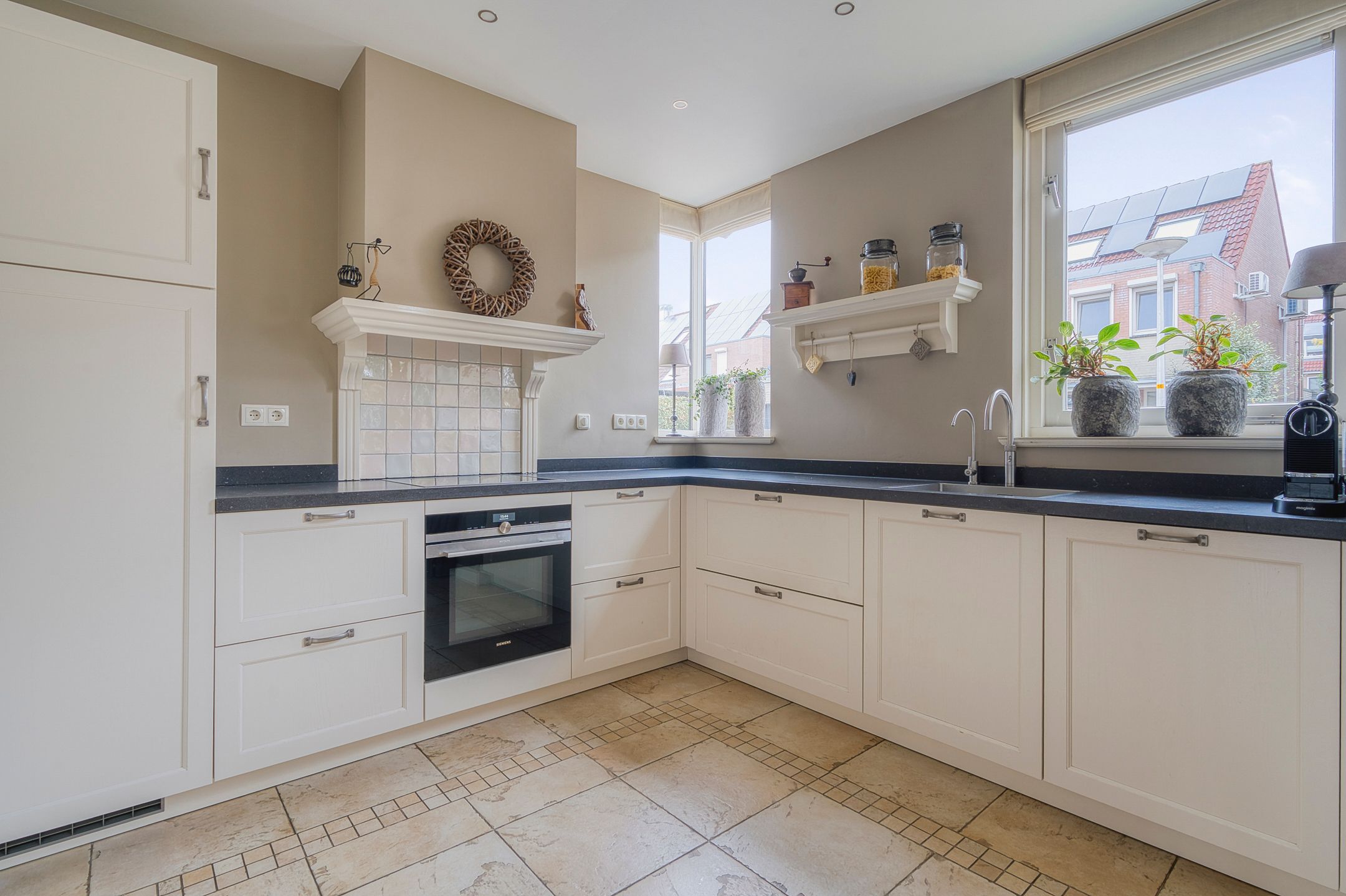 Foto 15 van Hooilaan 14