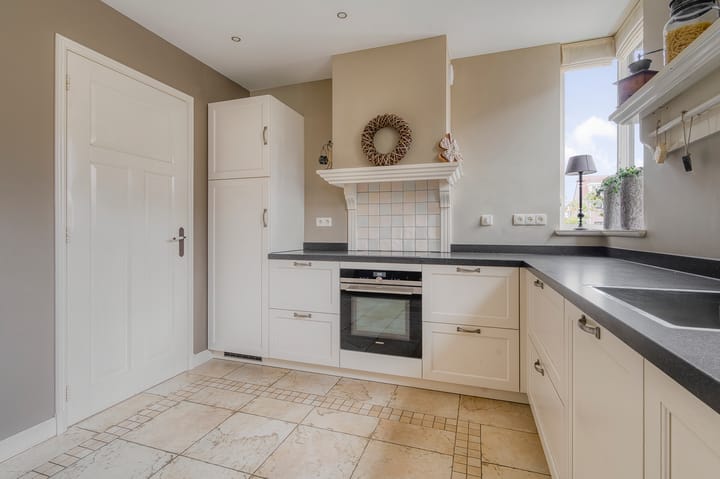 Foto 16 van Hooilaan 14