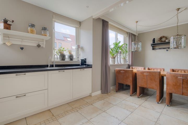 Foto 19 van Hooilaan 14