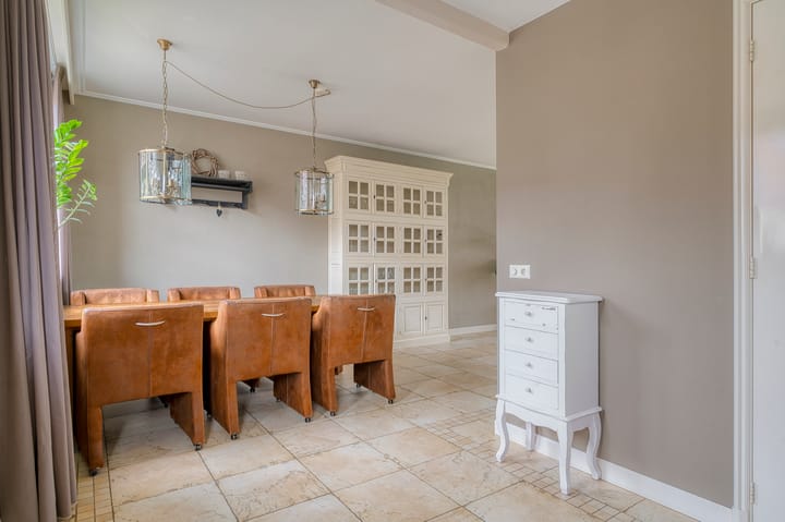 Foto 20 van Hooilaan 14