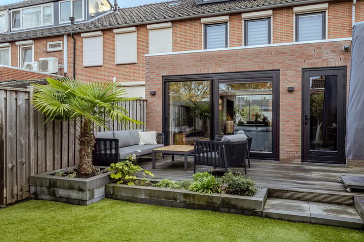 Foto 34 van Pieter de Hooghstraat 42