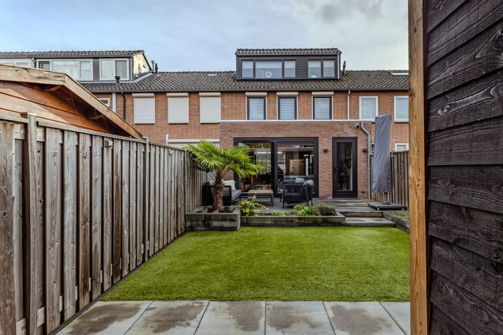 Foto 36 van Pieter de Hooghstraat 42