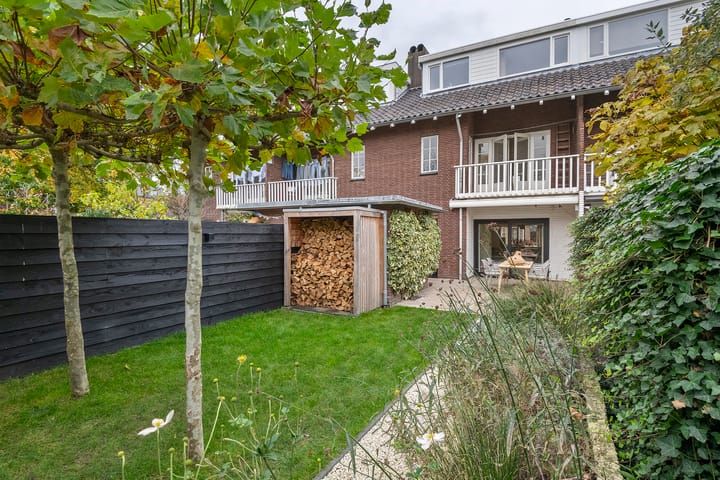 Photo 2 of Heiligestraat 6