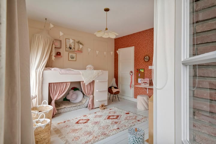 Photo 48 of Heiligestraat 6