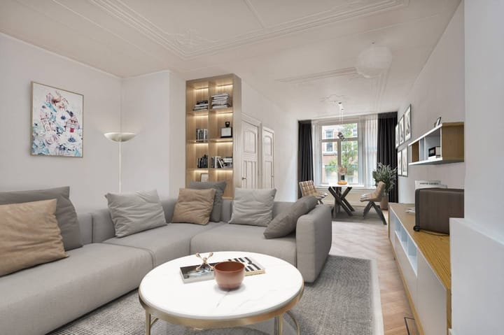 Photo 1 of Ruysdaelstraat 42-H