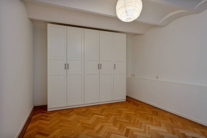 Photo 12 of Ruysdaelstraat 42-H