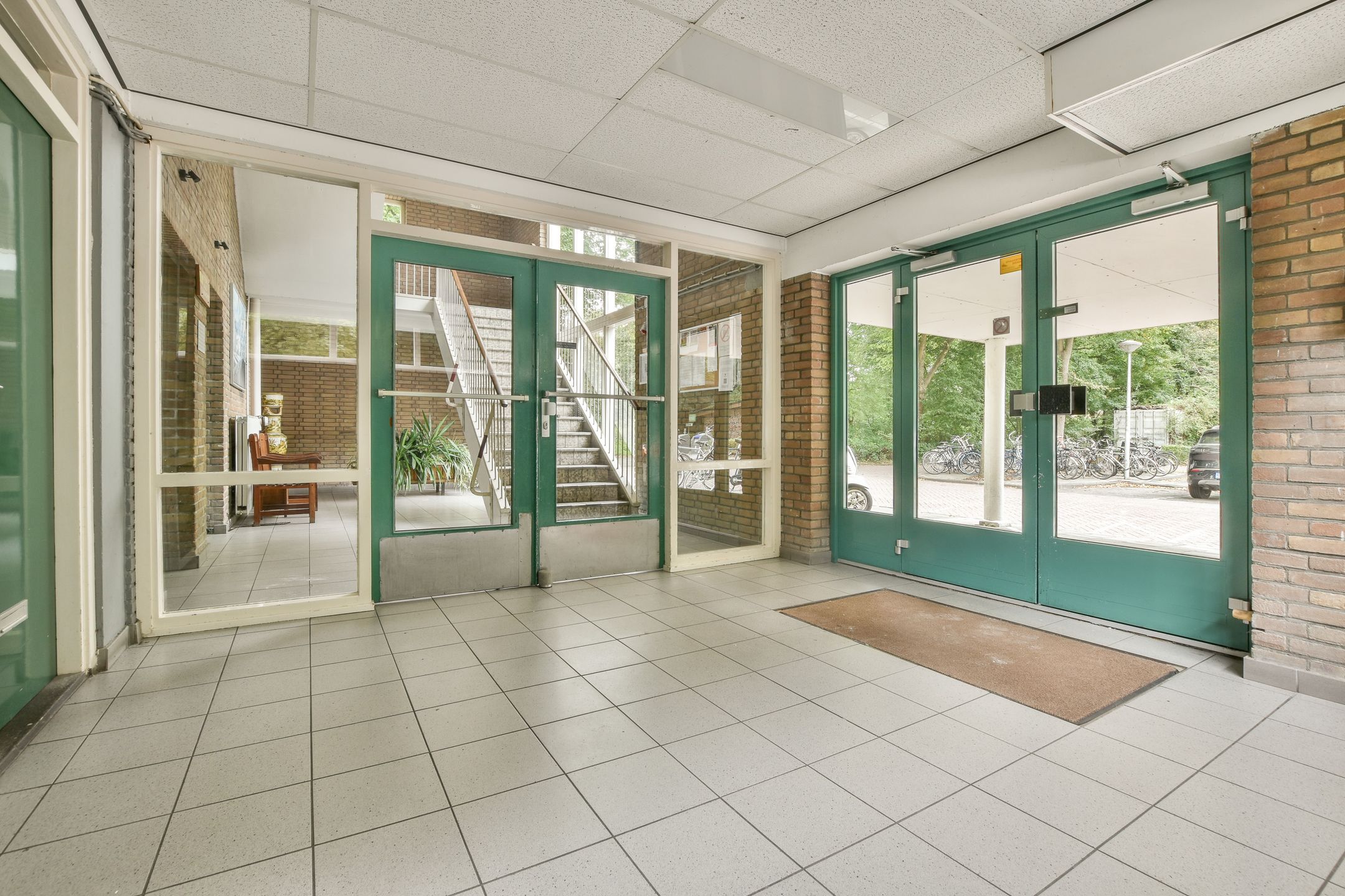 Photo 21 of Eastonstraat 2